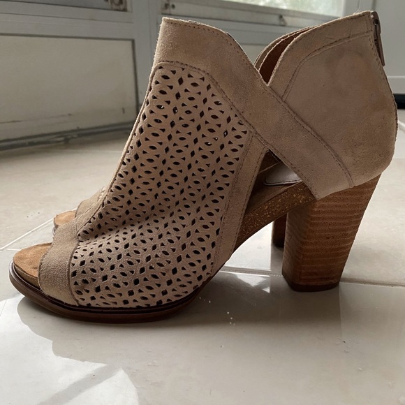 🔥SOFFT SHOES🔥 - Picture 5 of 8